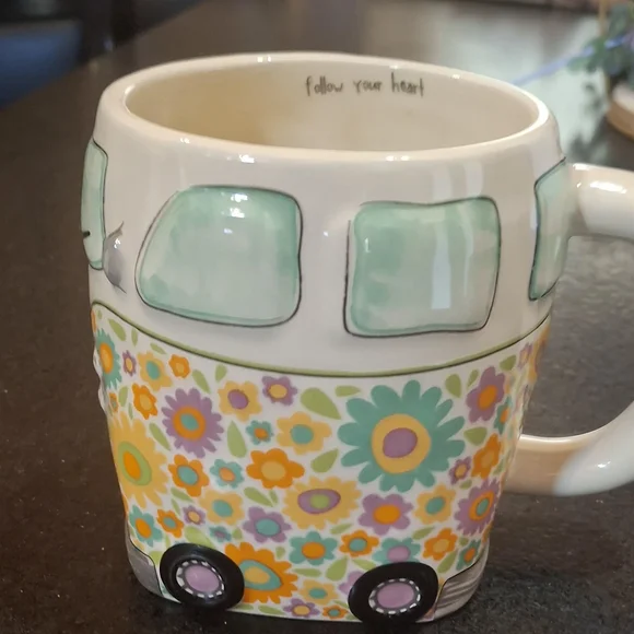 NATURAL LIFE Retro Camper Ceramic Mug with Mint Windows and Colorful Floral Body - Picture 2 of 4